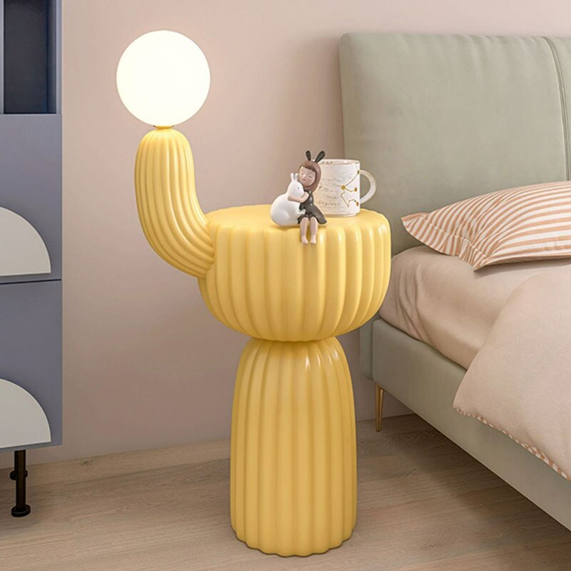 Night Stands for Bedroom Creative Bedside Table Floor Lamp Luxury Modern Nightstands Resin Storage Cabinet Animal Art Decoration