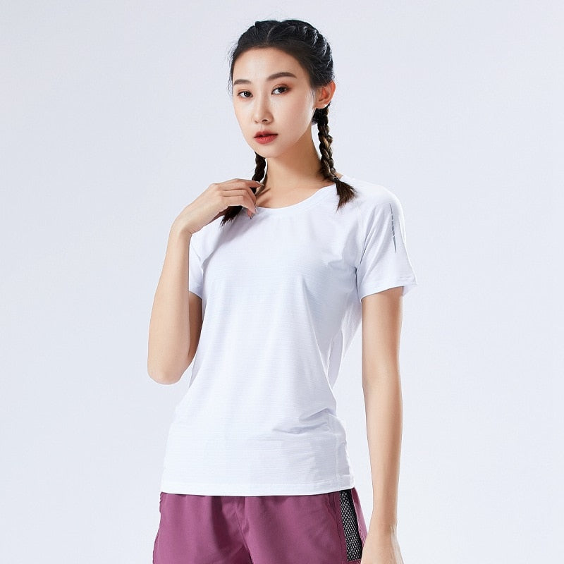 Women Running T Shirt Sport Breathable Quick Dry Yoga Short Sleeve Loose Jogging Training Sportswear Top Gym Fitness Tee